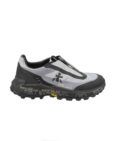 Shop PREMIATA  Scarpe: Premiata sneakers "Sciliar 342".
Chiusura con cerniera.
Logo Premiata.
Composizione: SOLE: 85% EVA (PLASTIC MATERIAL) 15% RUBBER UPPER: 20% RUBBER 60% PL 20% CALF LEATHER LINING: 86% GOAT LEATHER 14% CALF LEATHER.
Fabbricato in Vietnam.. SCILIAR-342GRIGIO/NERO